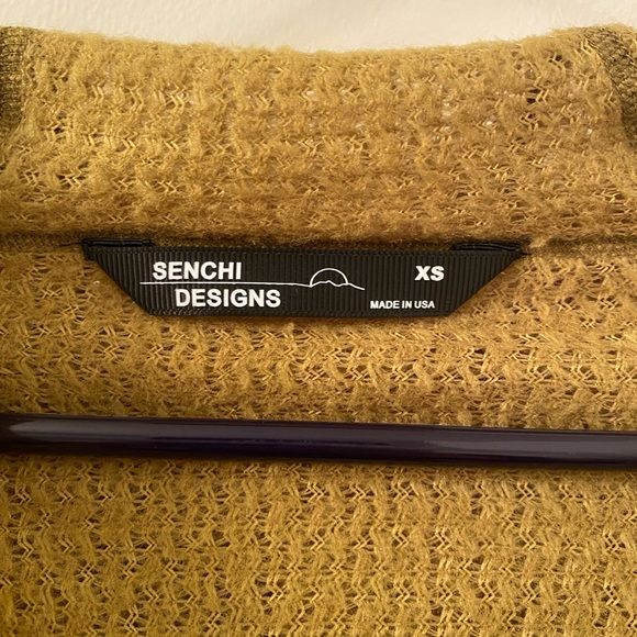 Senchi Designs A90 Half-Zip Hoodie - Picture 4 of 5